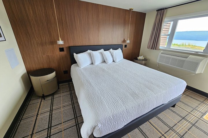 Room 27 of 35