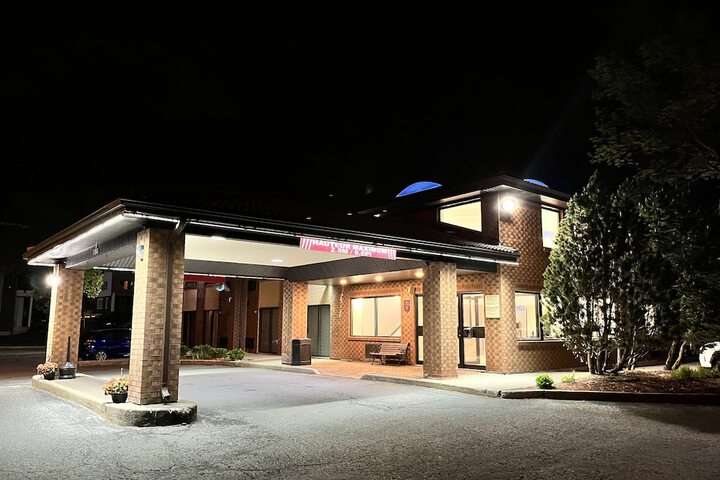 Hotel 8 of 71