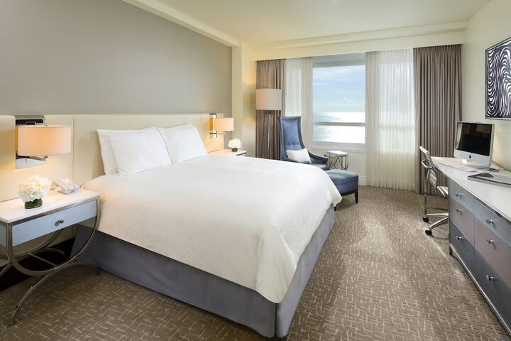 Room 52 of 155