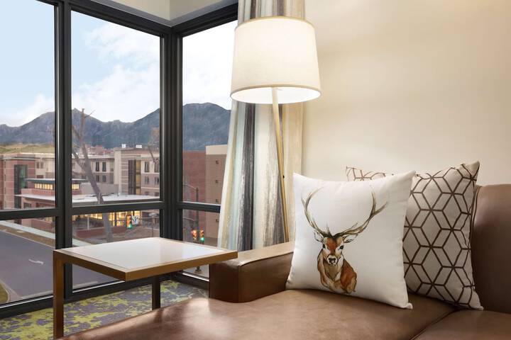 Embassy Suites by Hilton Boulder