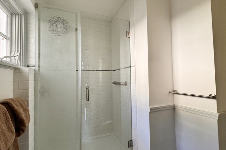 Room 53 of 74
