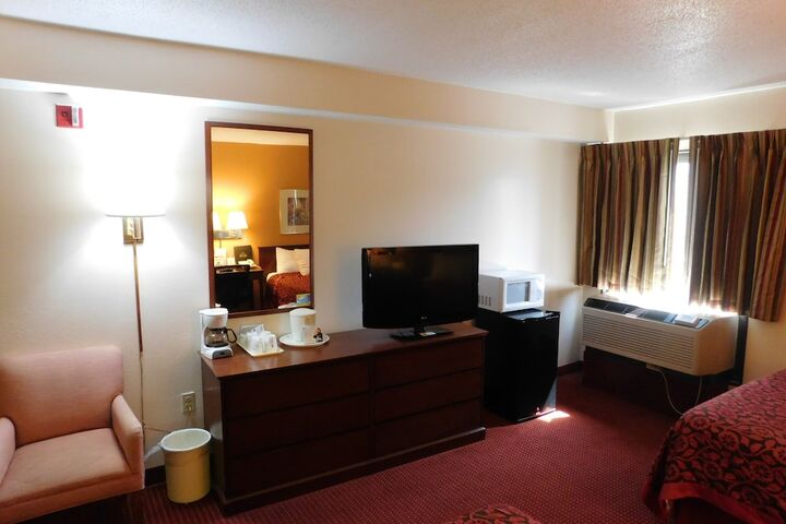 Room 13 of 43