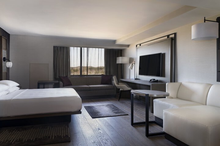 Room 30 of 73
