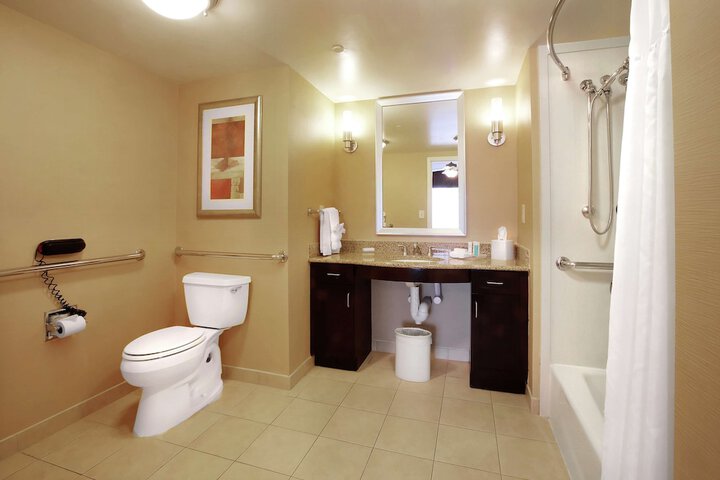 Room 19 of 48