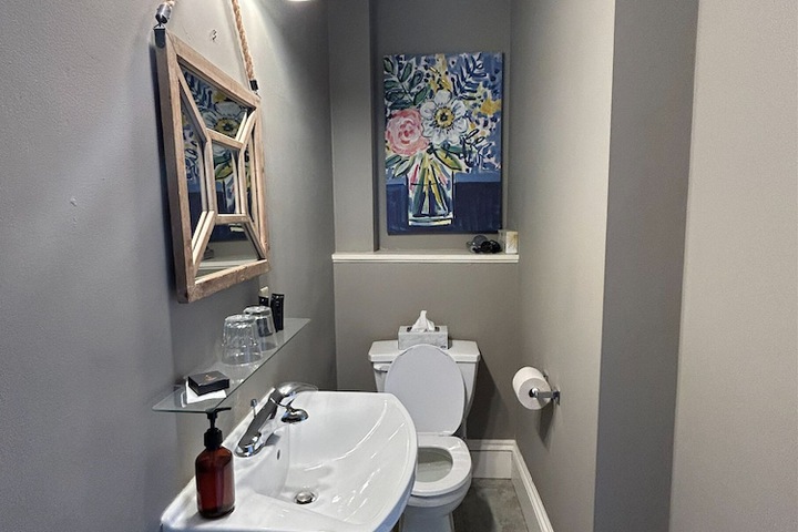 Room 46 of 69