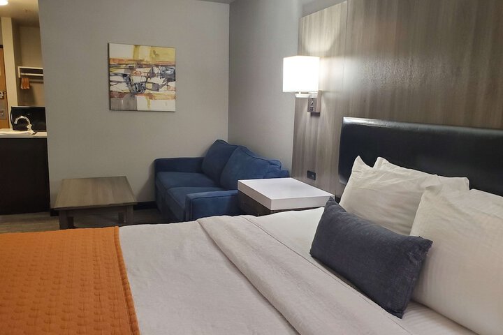 Room 19 of 93