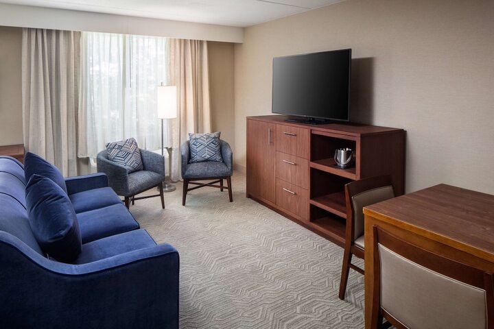 Room 11 of 31