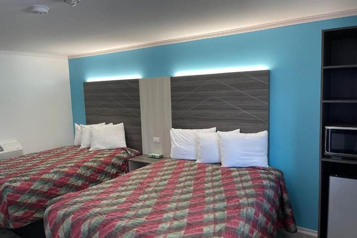 Room 16 of 42