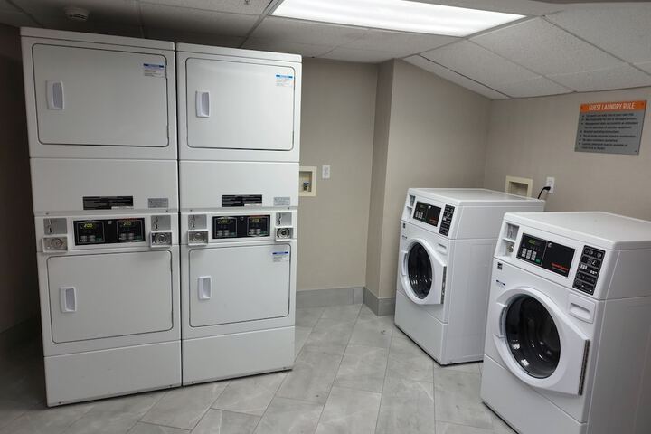 La Quinta Inn & Suites by Wyndham Lake George