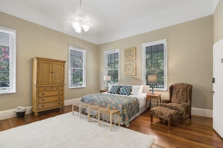 Room 40 of 67