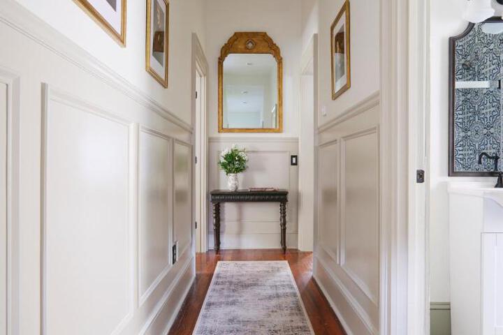 111 Waldburg street Beautifully Renovated Historic 5 bedroom 5 bath
