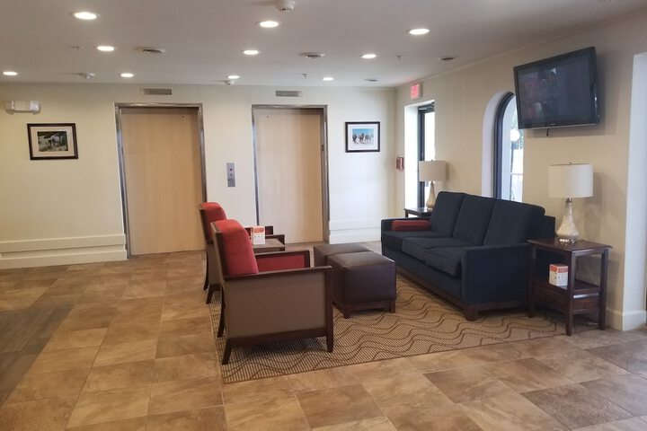 Hotel 4 of 56
