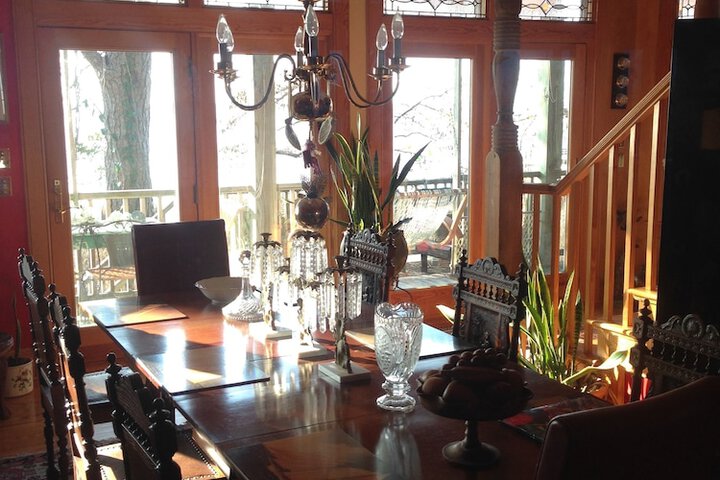 Cypress Moon Inn
