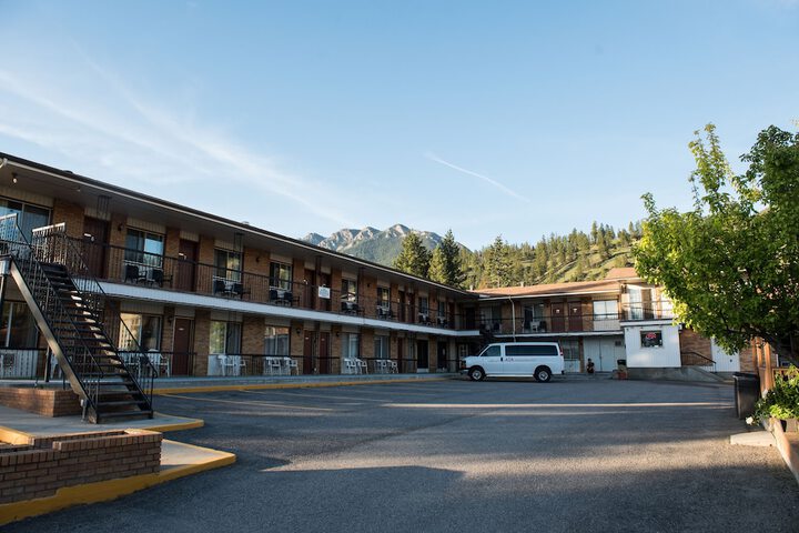 Hotel 3 of 40