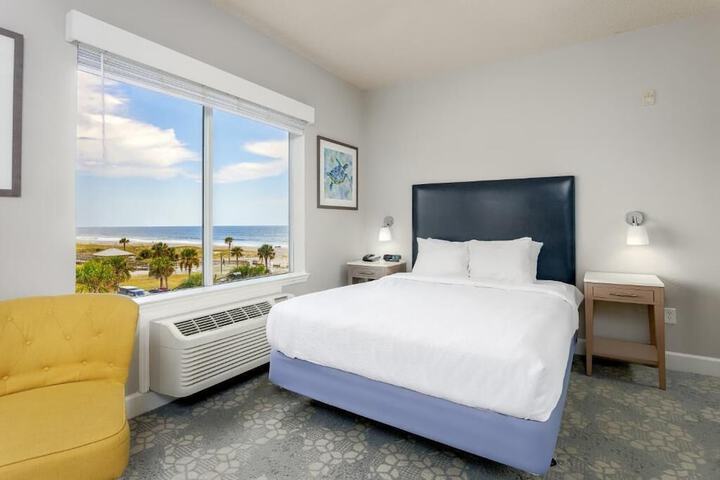 Seaside Amelia Inn