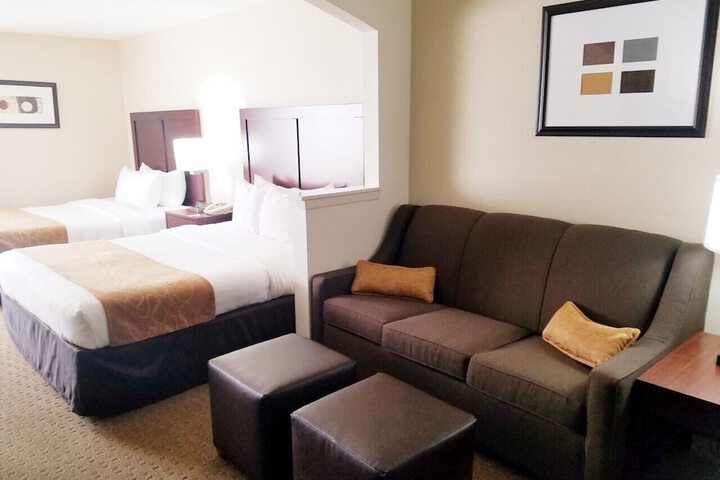 Room 30 of 43