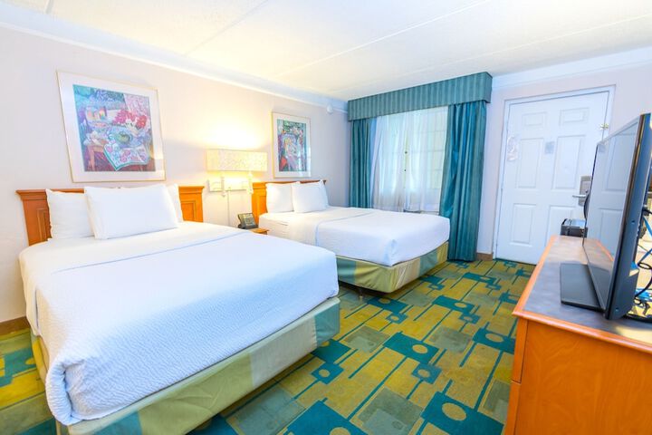 Room 34 of 47