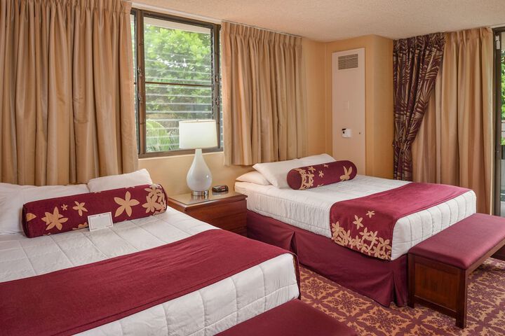 Hilo Hawaiian Hotel Trademark Collection by Wyndham