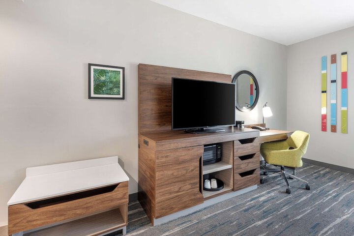 Room 14 of 29