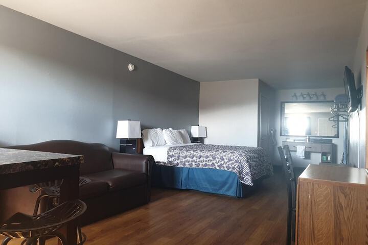 Riata Inn