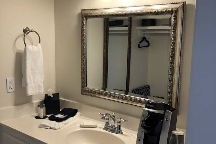 Room 26 of 109