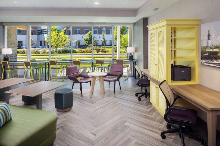 Business Center 24 of 24