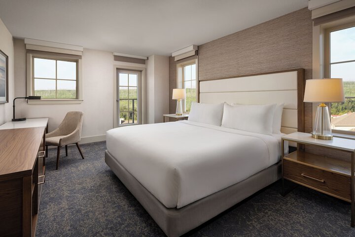 Pomeroy Hotel Fort McMurray