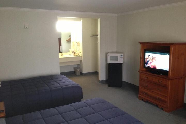 Room 17 of 44