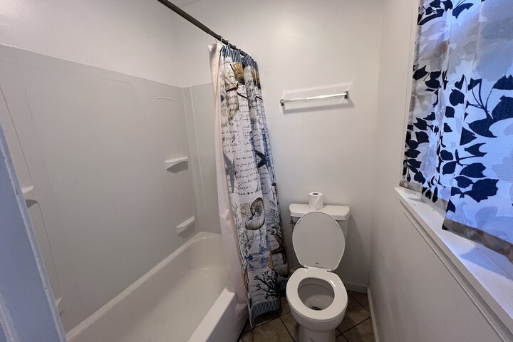 Room 27 of 53
