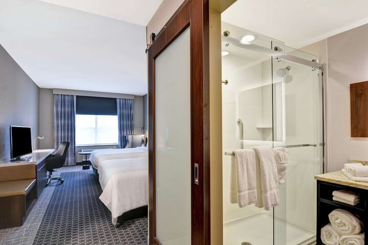 Room 13 of 39