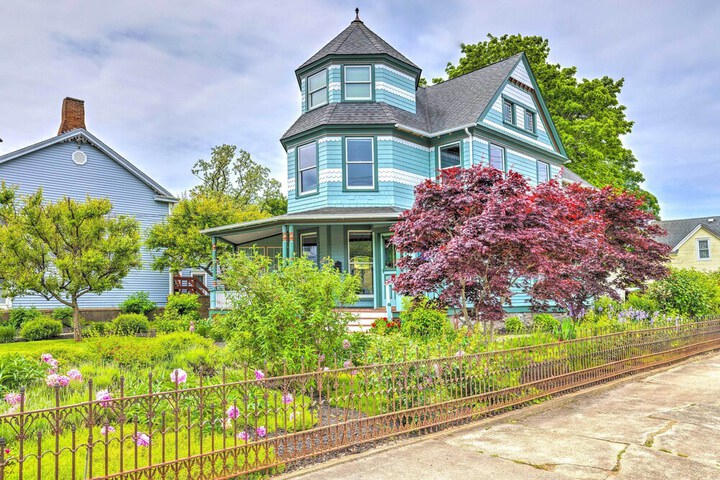 Charming Greenport Gem 1 1 Mile to Ferry!
