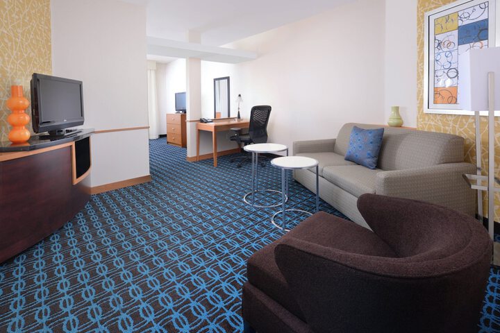 Fairfield Inn & Suites by Marriott Dallas Plano / The Colony