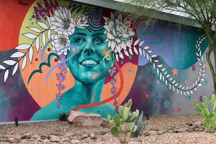 Hotel McCoy Tucson - Art Coffee, Beer, Wine