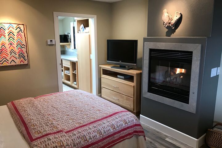 Cambria Shores Inn
