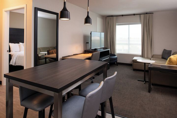 Room 15 of 26