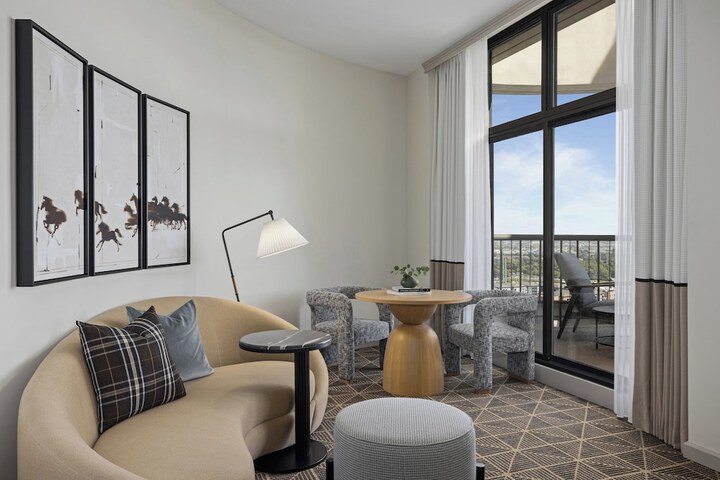 Omni Las Colinas Hotel