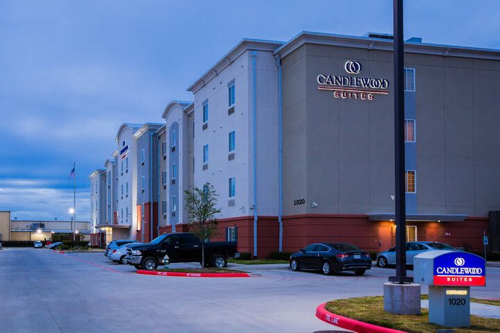 Hotel 9 of 83