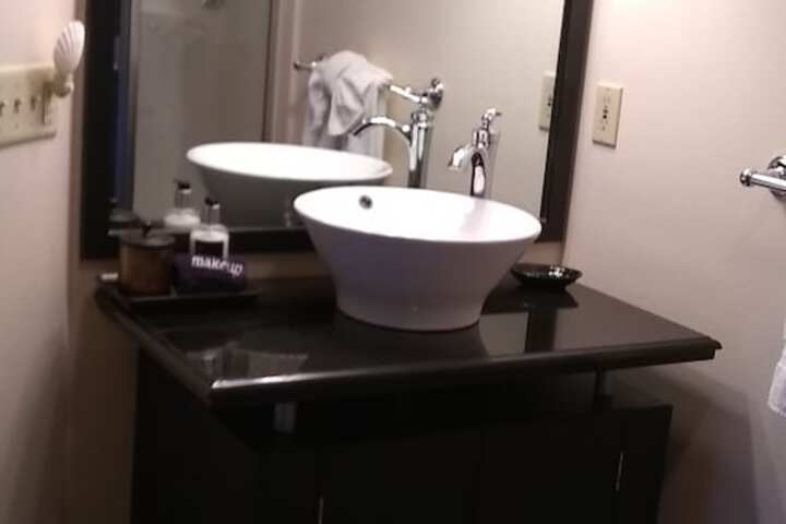 Room 118 of 147