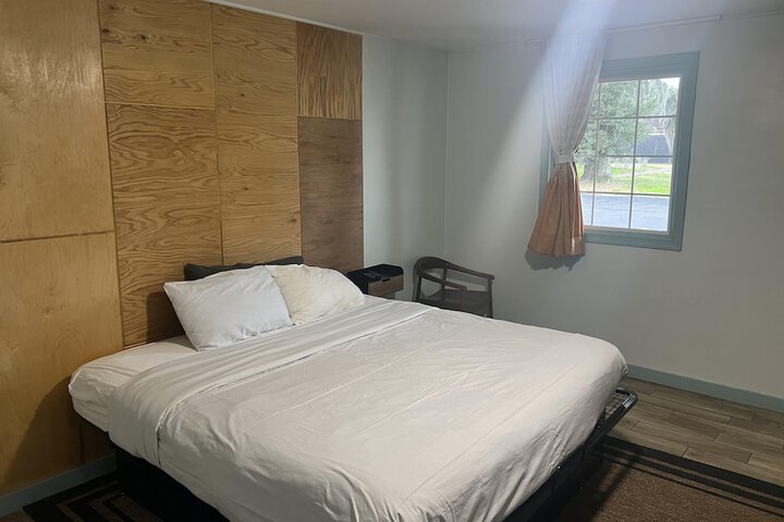 Room 17 of 25