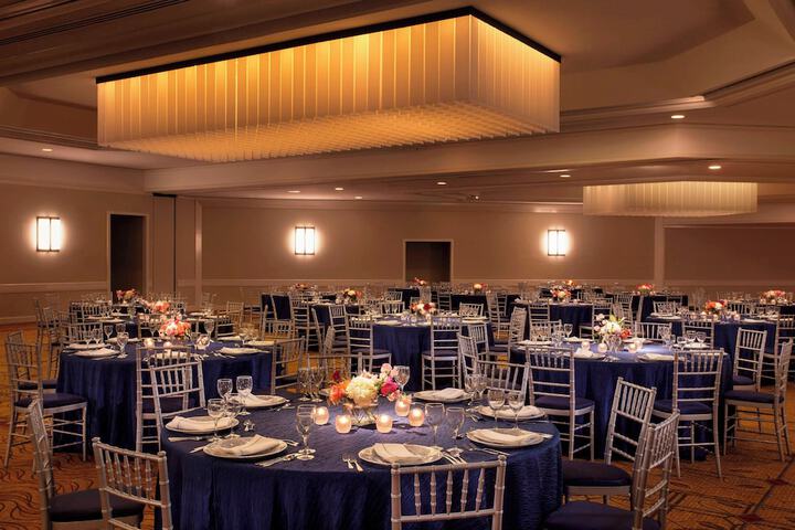 Ballroom/Hall 40 of 44