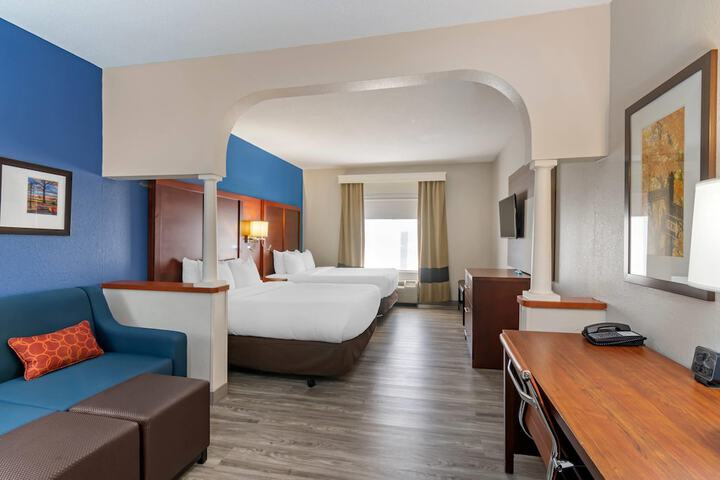 Comfort Suites St. Charles - St Louis