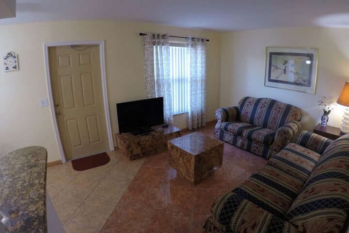Room 35 of 48
