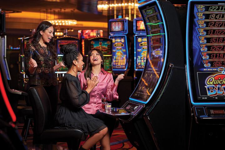 Horseshoe Black Hawk - a Caesars Rewards Destination