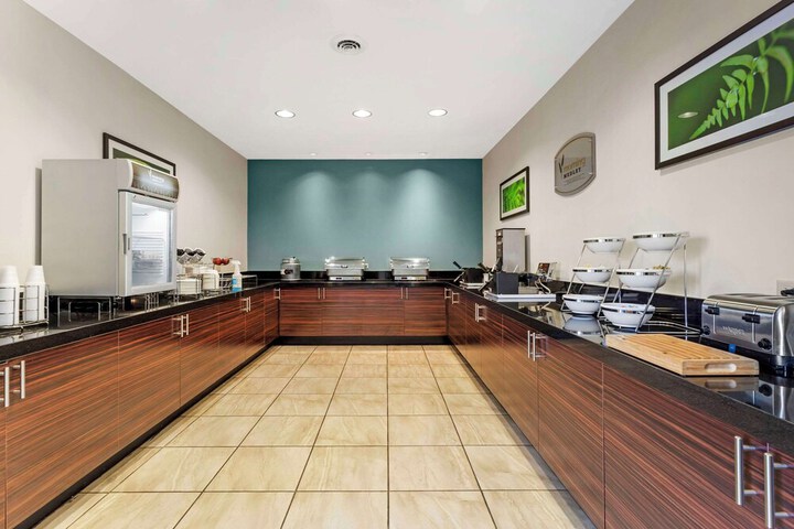 Sleep Inn & Suites Cumberland - LaVale