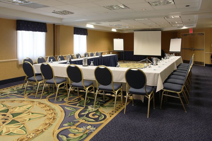 Atlantic Sands Hotel & Conference Center