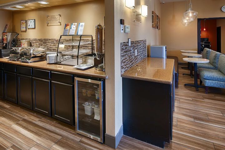 Best Western Plus Edinburg Inn & Suites