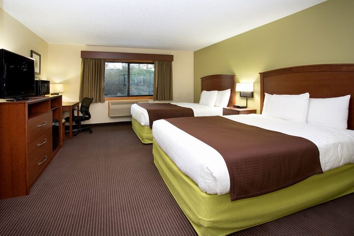 Room 14 of 32