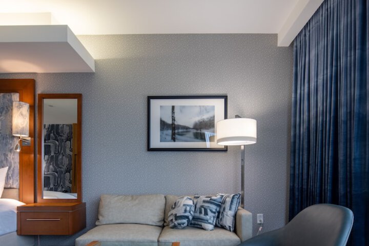 Room 27 of 60