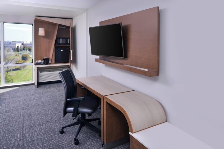 Courtyard by Marriott Columbus Grove City