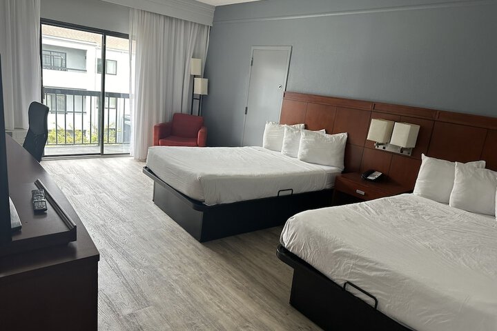 Room 17 of 72
